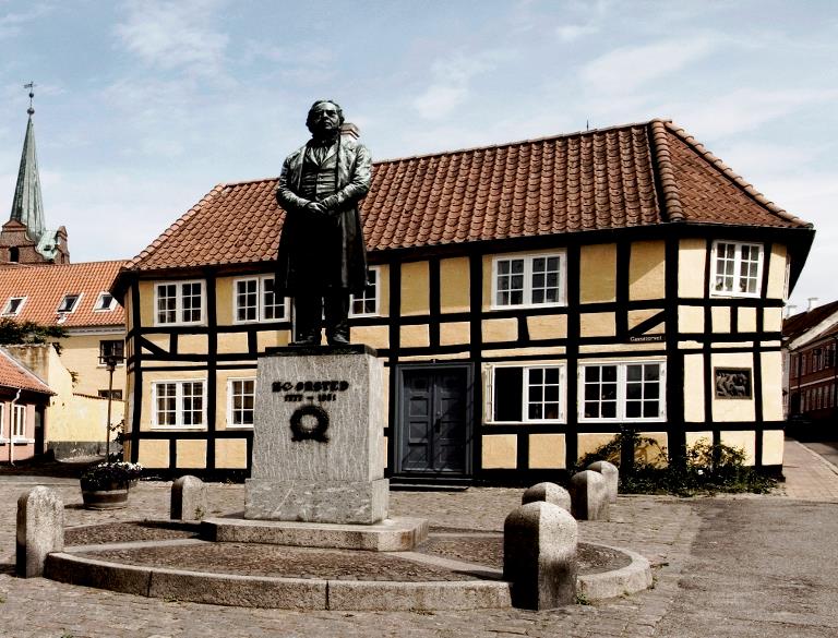 H.C. Ørsted statue i Rudkøbing